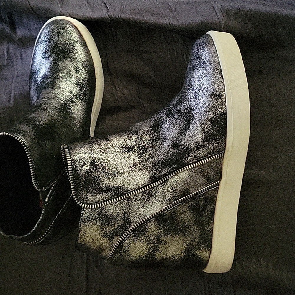 Silver Distressed Metallic Heeled Moto Zipper Detail Hi-Top Sneakers - Picture 2 of 5